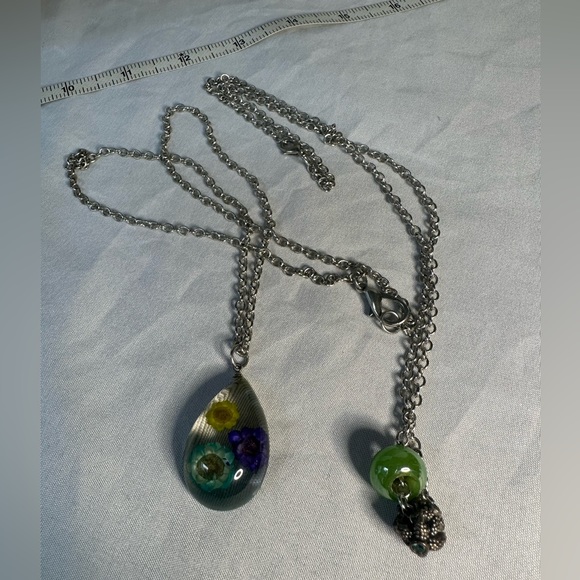 Two fun casual boho necklaces - Picture 2 of 8